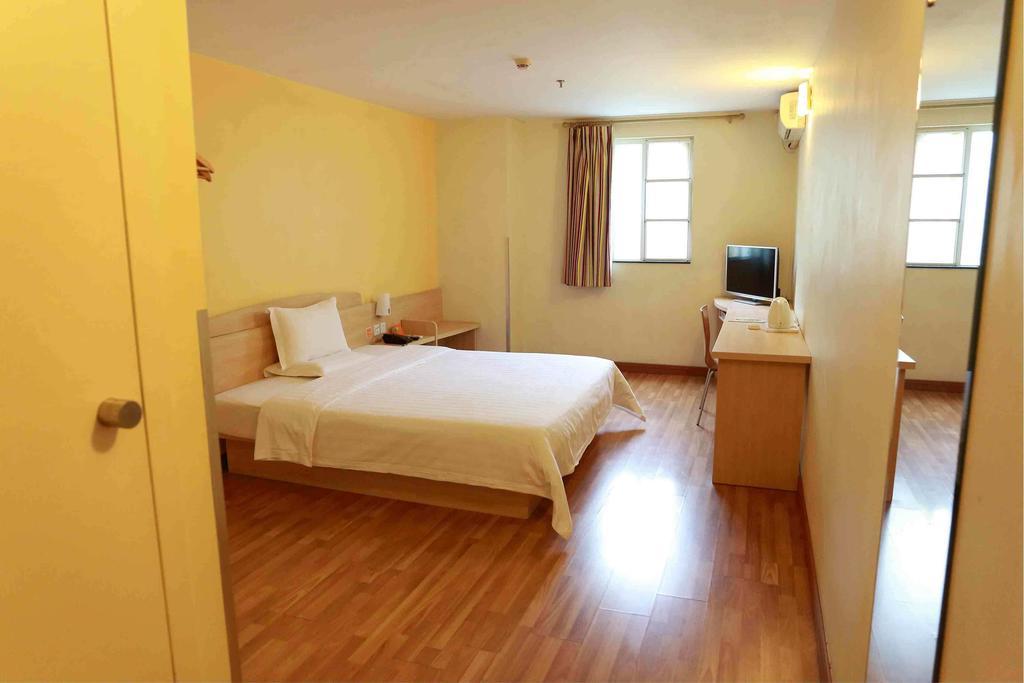 7Days Inn Changsha Wuyi Avenue Yunajialing Metro Station Ruang foto